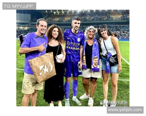 更衣室内的秘密对话足球明星们的真实心声与赛场背后的故事